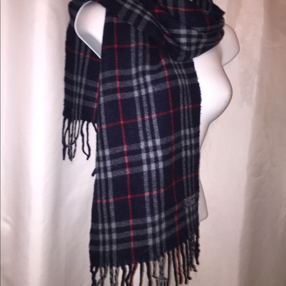 BURBERRY navy & red nova check LAMBSWOOL scarf - Picture 6 of 13
